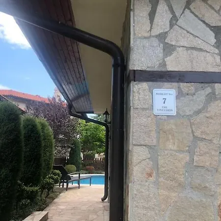 Stunning With Private Pool