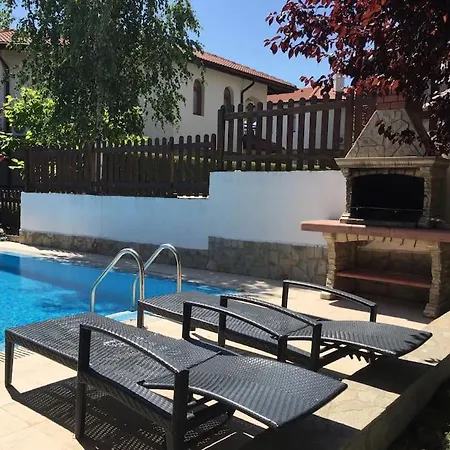 فيلة Stunning With Private Pool Kableshkovo (Burgas)