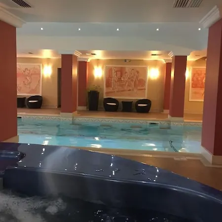 فيلة Stunning With Private Pool