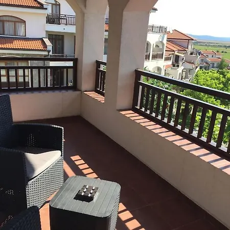 Stunning With Private Pool