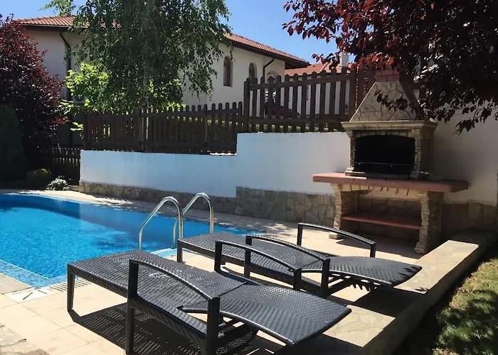 Villa Stunning With Private Pool Kableshkovo (Burgas)