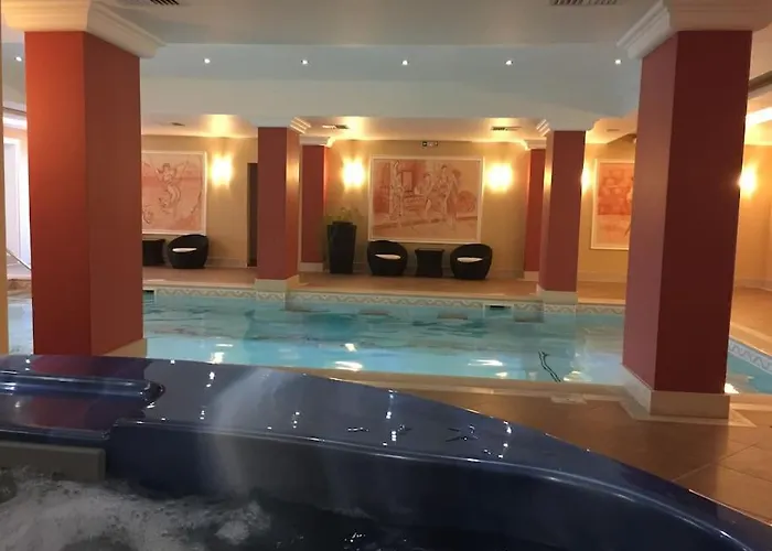 Villa Stunning With Private Pool