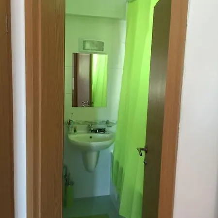 Stunning With Private Pool