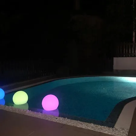 Villa Stunning With Private Pool