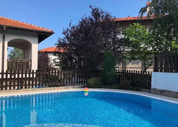 Stunning With Private Pool Kableshkovo (Burgas)