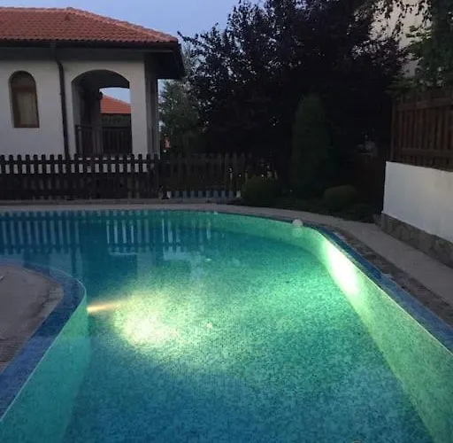 Villa Stunning With Private Pool