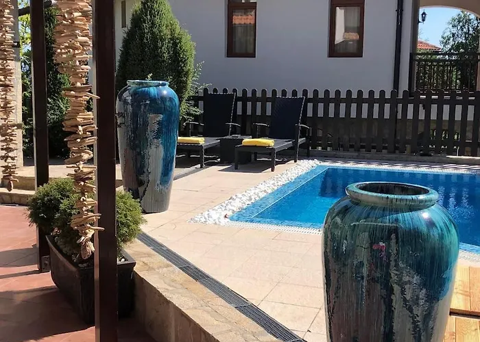 Villa Stunning With Private Pool *